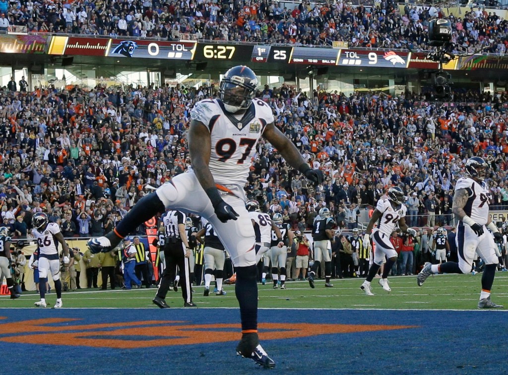 Thumbnail for Twitter wins NFL streaming rights