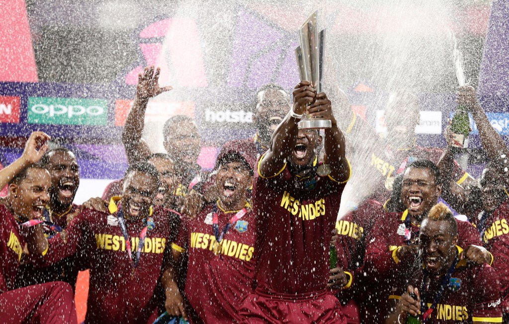 Thumbnail for Samuels tees off at Warne after smashing Windies to WT20 glory