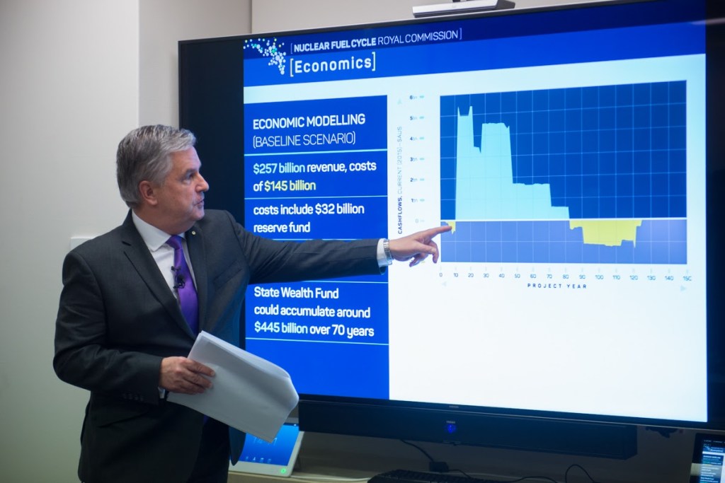 Nuclear Royal Commissioner Kevin Scarce explaining his economic modelling to the media - not the citizens' jury. Photo: Nat Rogers, InDaily.