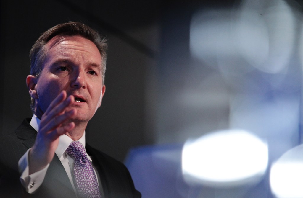 Thumbnail for Labor pledges balanced budget by 2021