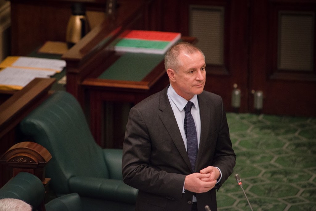 Thumbnail for Former police chief to lead blackout review