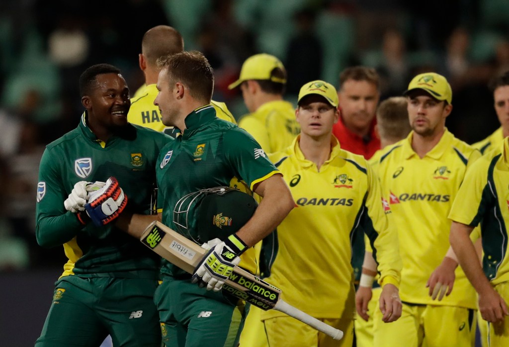 Thumbnail for Australia set record one-day score in Durban – and lose