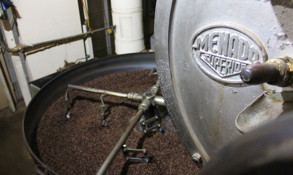 Coffee beans in the Menado roaster.