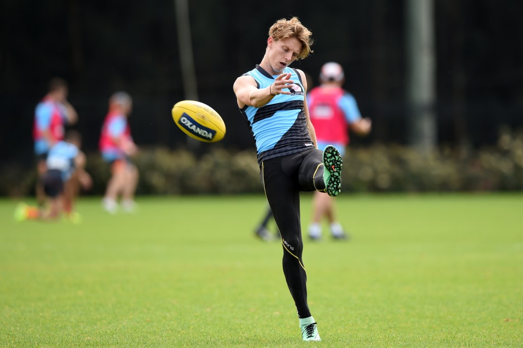 Lachie Whitfield training ahead of the Giants' home Preliminary Final against the Western Bulldogs in September. Photo: Paul Miller / AAP