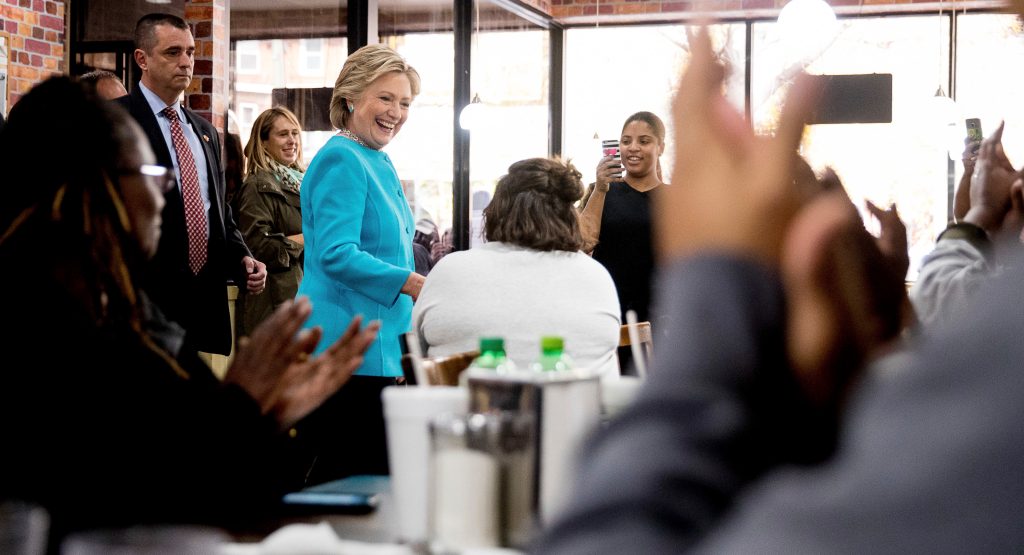 Thumbnail for FBI clears Clinton over new emails
