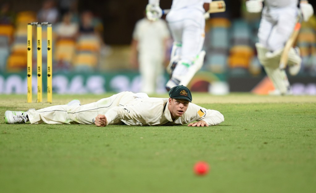 Thumbnail for Smith loses Midas touch as Pakistan persist