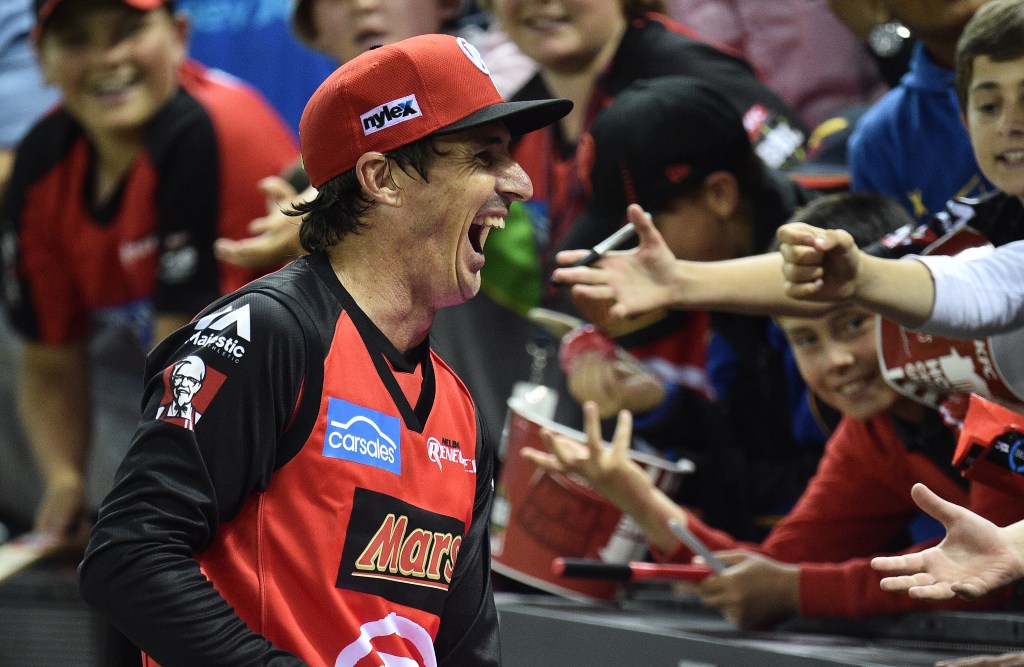 Thumbnail for Hogg wins new fans as Finch gets his groove back