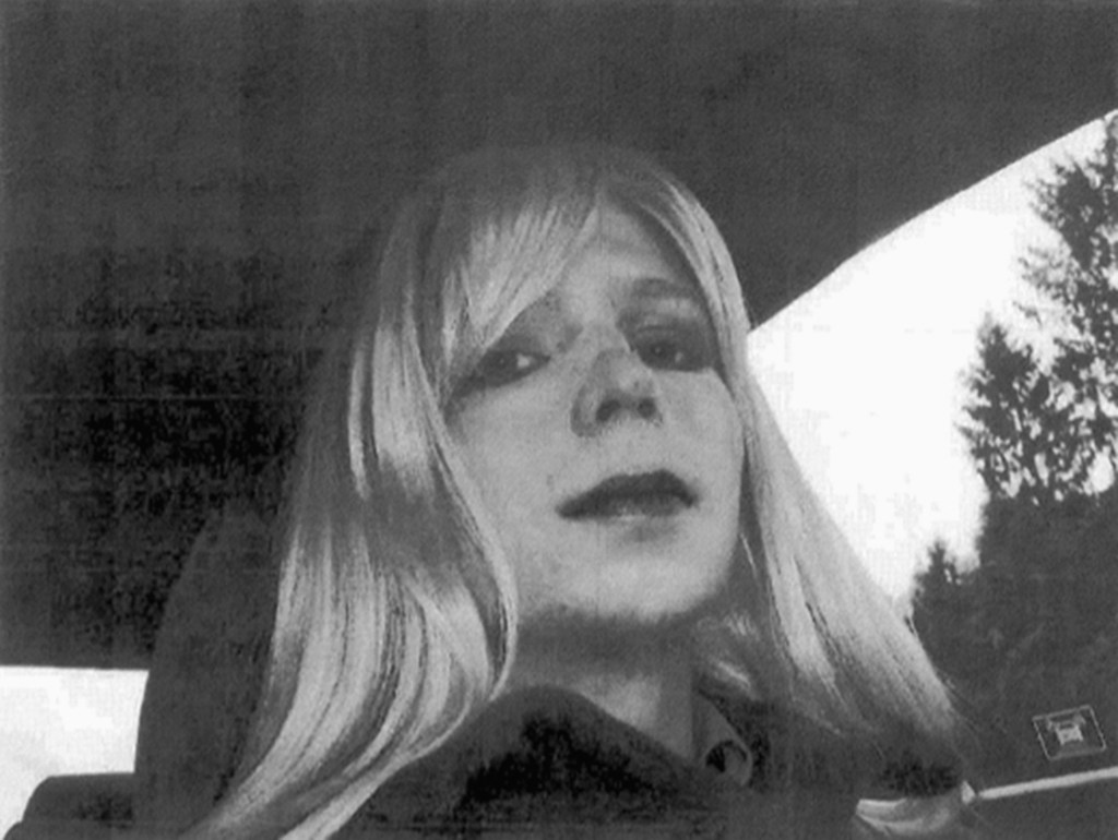 Thumbnail for Obama commutes Chelsea Manning’s sentence