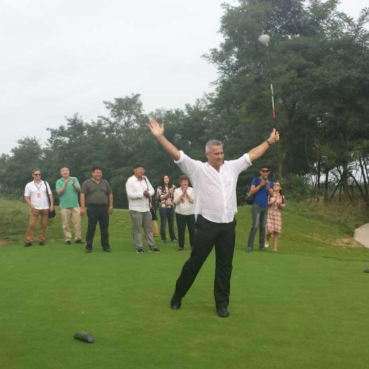 Thumbnail for Under-fire council CEO to pay back golf club fees