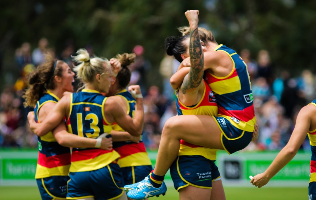 Thumbnail for New pay deal for AFL women