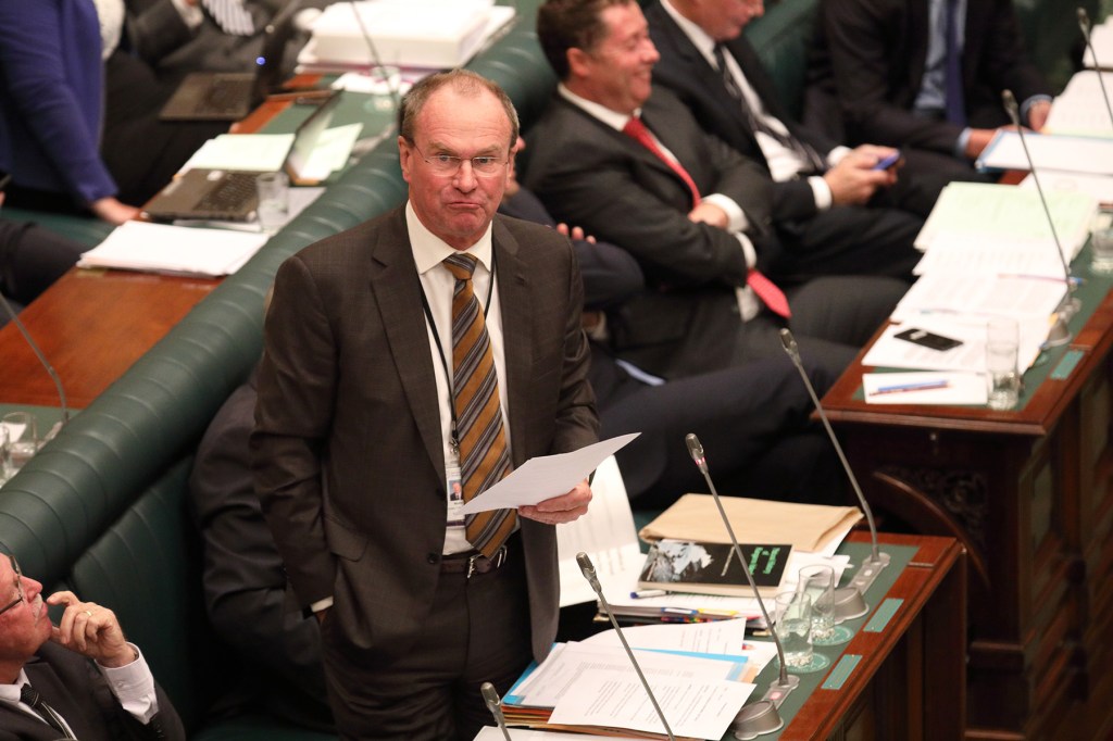 Thumbnail for Hamilton-Smith threatens to sue senior Libs for defamation