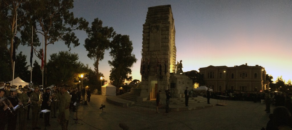 The RSL, which administers SA's ANZAC Day commemorations, is facing internal revolt. Photo: Georgie Moore / AAP