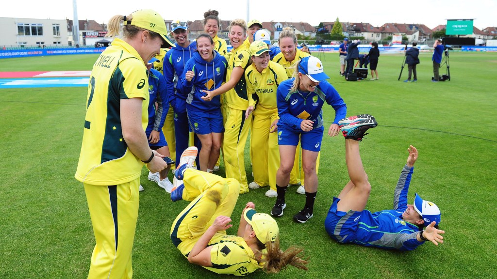 Thumbnail for Aussies bounce back against India at World Cup