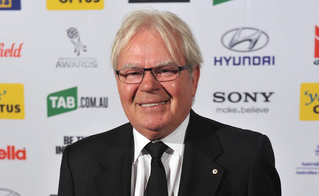 Veteran Australian football broadcaster Les Murray has died aged 71. Photo: AAP/Paul Miller
