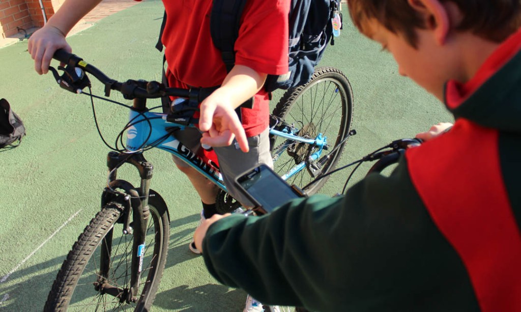 Thumbnail for Smartphone science teaching tool captures Google’s attention
