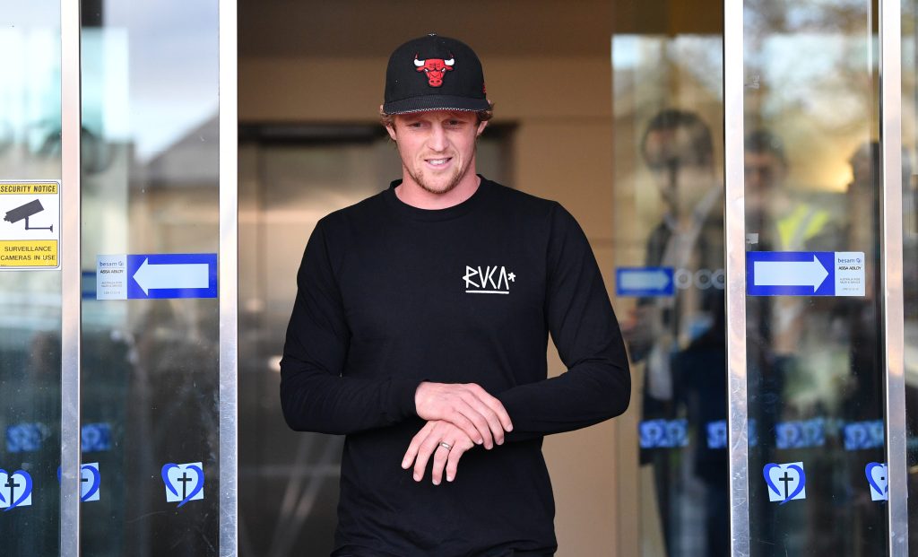 "You'll have to keep it quick, guys... I'm playing a final next week." Photo: David Mariuz / AAP