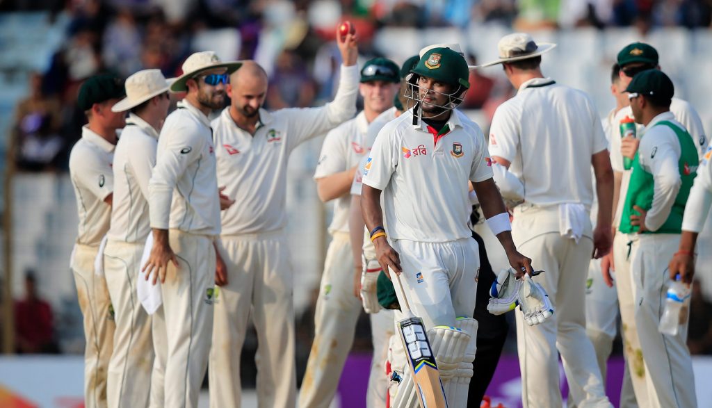 Thumbnail for Lyon roars, but Bangladesh puts heat on Aussie bowlers