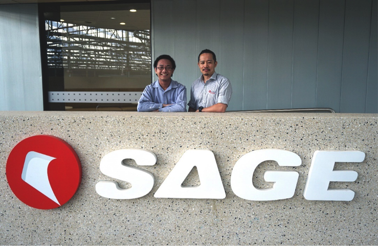 Flinders University’s Keith Man, left, with SAGE engineer Dr Chong-Zhi Liaw.