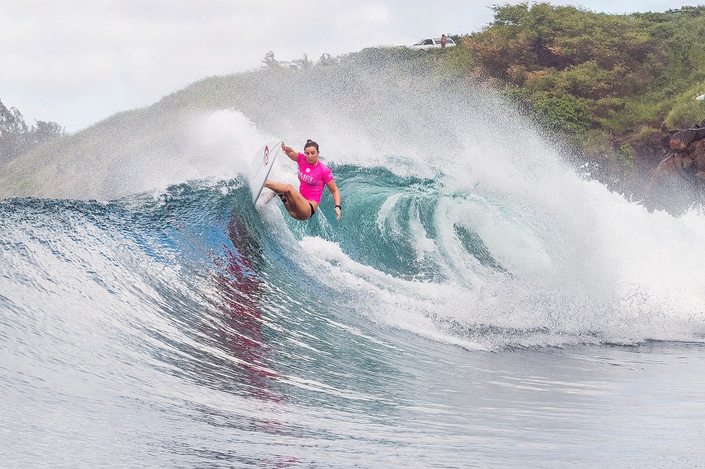 Thumbnail for Australian Wright wins consecutive world surfing crowns