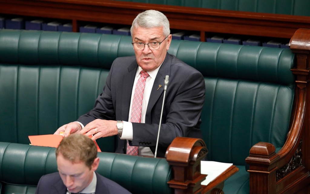 Thumbnail for Party over for “Independent Libs” as McFetridge snubbed by former colleagues