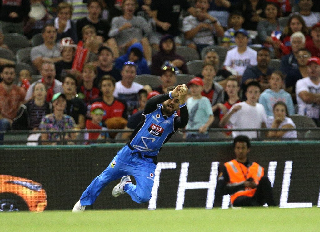 Thumbnail for ‘Greatest outfield catch ever’ marks Strikers victory