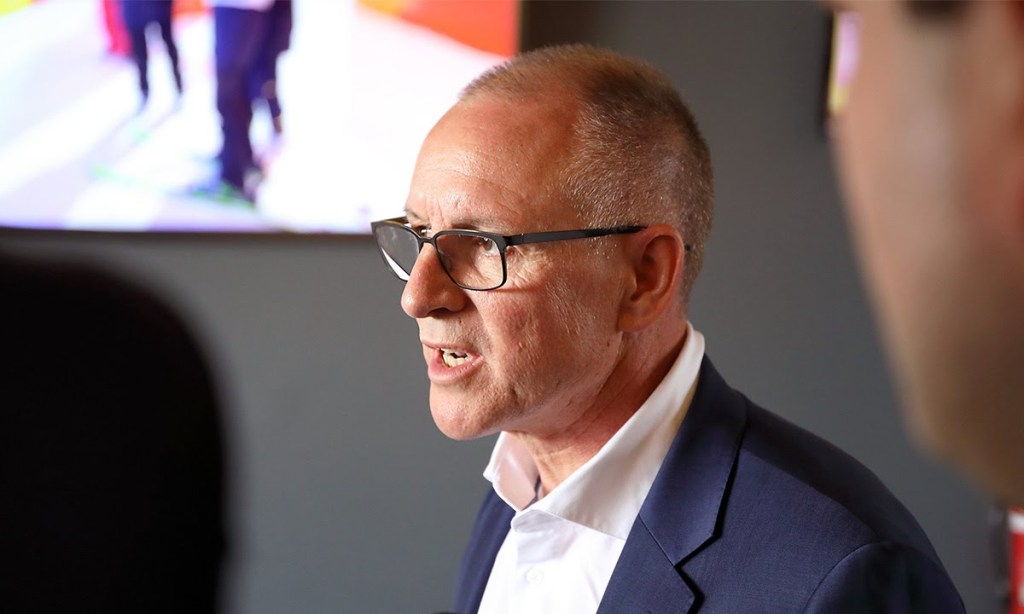 Thumbnail for Labor promises “super-fast” internet – but will you use it?