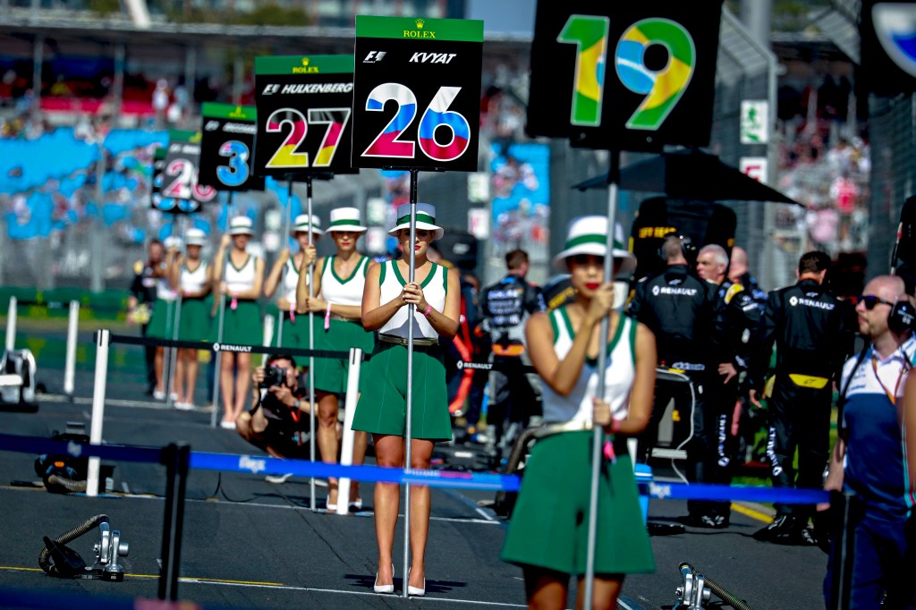 Thumbnail for Formula One gets rid of ‘grid girls’