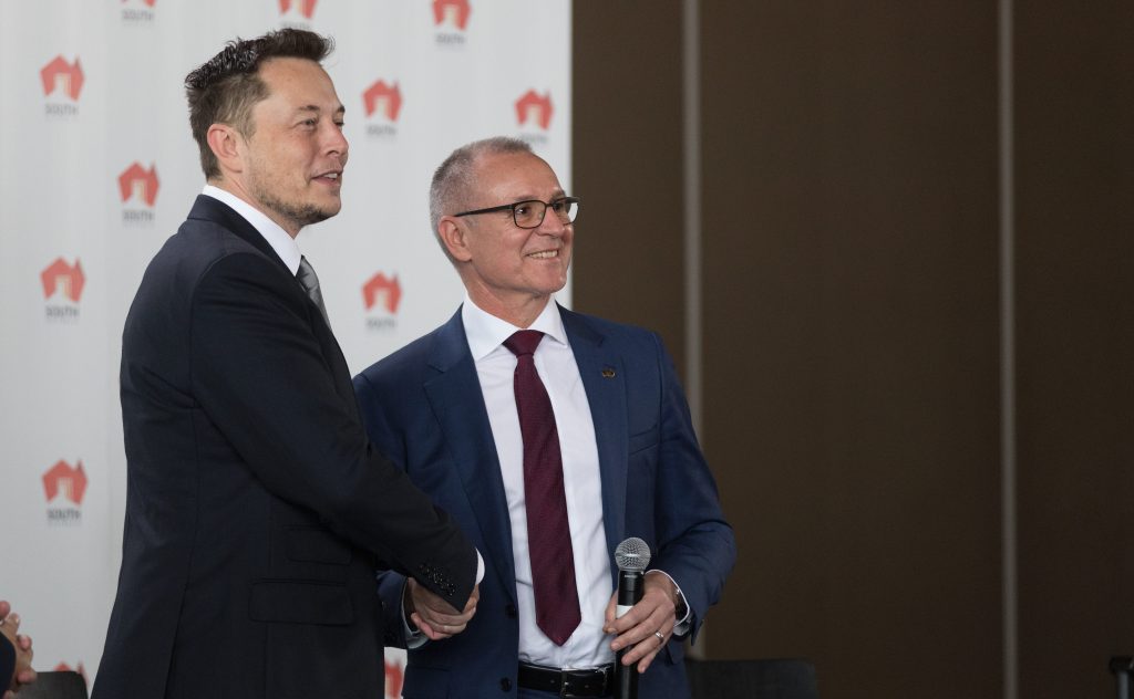Tesla boss Elon Musk (left) with SA Premier Jay Weatherill. Photo: AAP/Ben Macmahon
