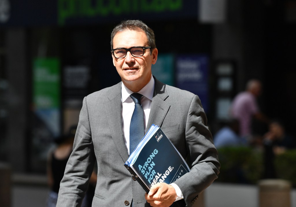 Thumbnail for Campaign Diary: Labor brings out the dirt file