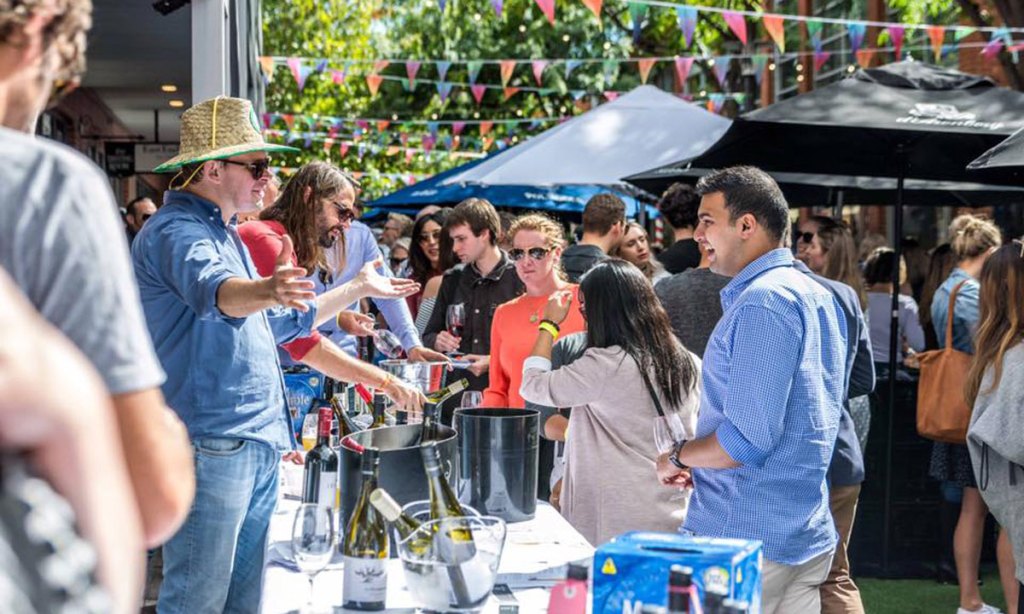 Thumbnail for Laneway wine time, beachside bites and a figgy picnic