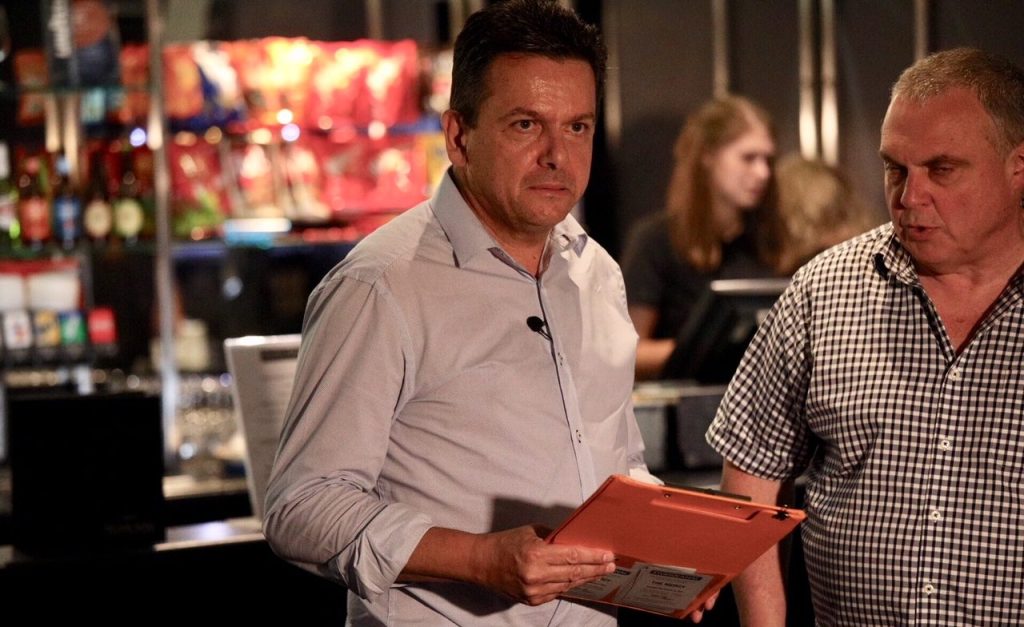 Nick Xenophon at the Palace Cinema tonight. Photo: Tony Lewis/InDaily