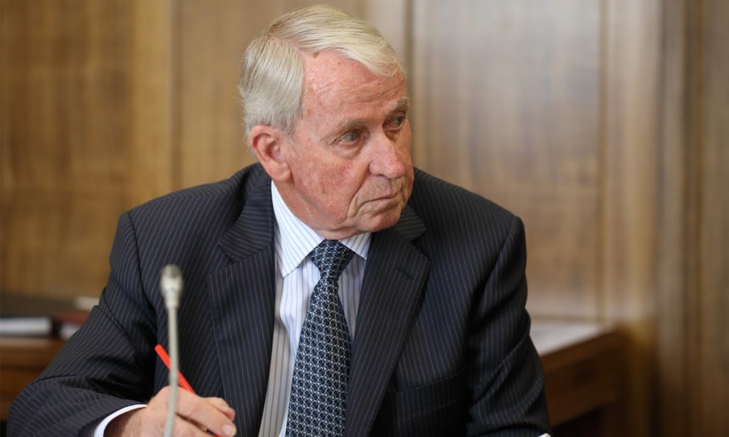 Thumbnail for “They’re dickheads”: Darley kills off power-sharing deal with X-colleagues