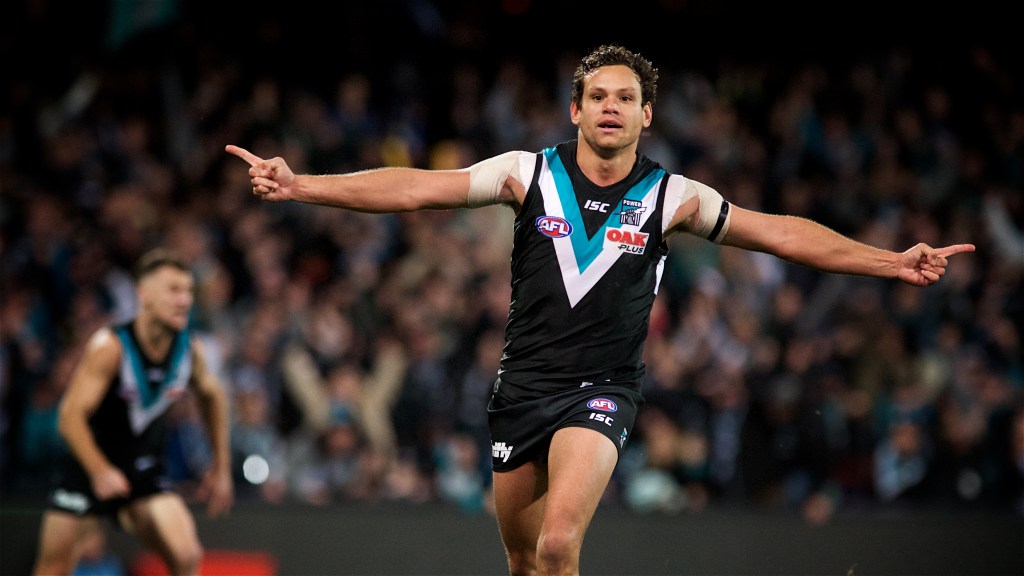 Motlop earns his keep in Showdown 44 in 2018 with his match-winning goal on the run from a centre break with 21 seconds to play.