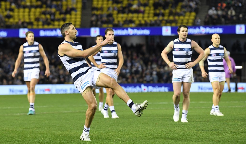 Harry Taylor after missing his after-the-siren shot at goal against the Bulldogs.  Photo: AAP/Julian Smith