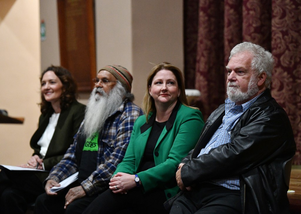 Rebekha Sharkie (second from right), with other Mayo candidates Reg Coutts (right), Georgina Downer (left) and Major 'Moogy' Sumner (second from left). Photo: AAP/David Mariuz