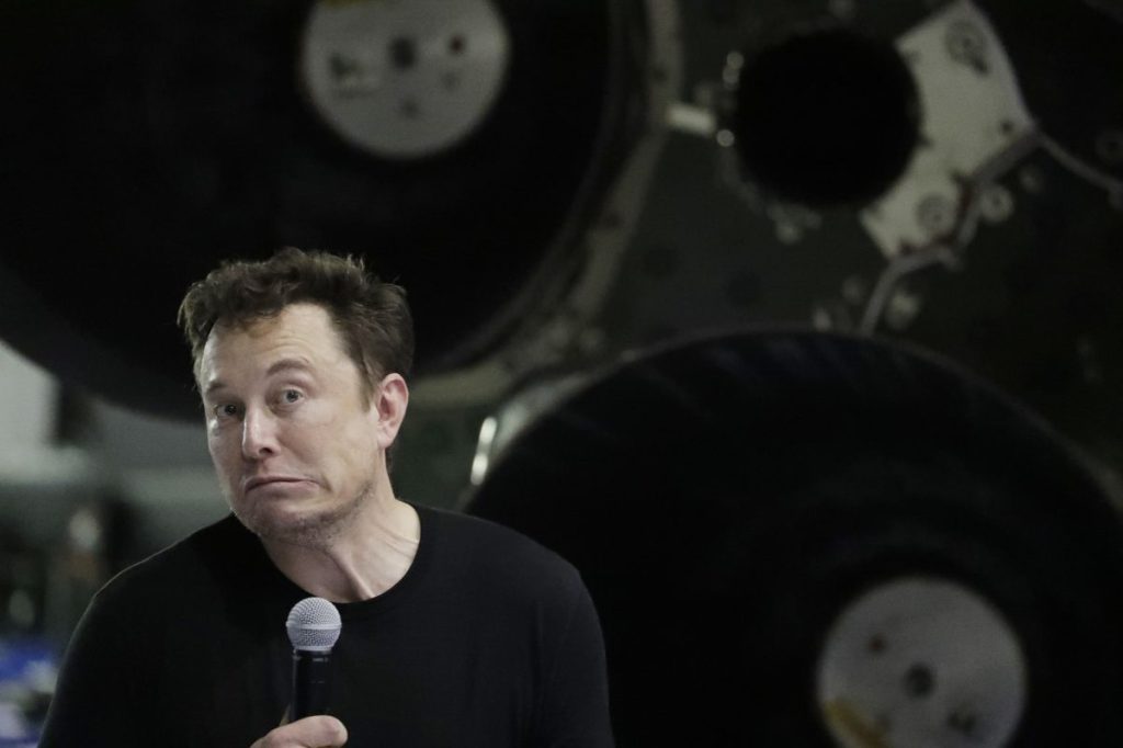 Thumbnail for Twitter staff quit after Musk’s ‘extremely hardcore’ demand