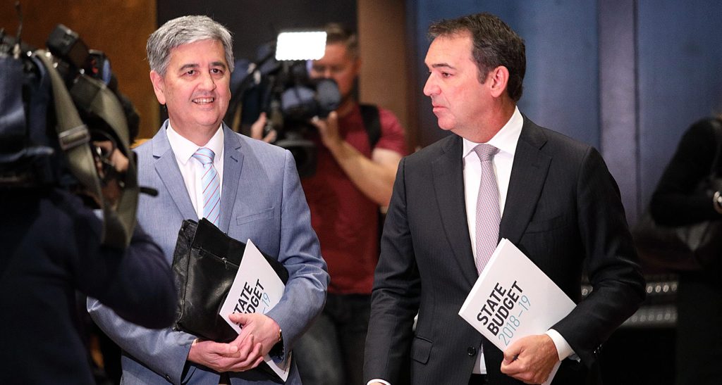 Rob Lucas and Steven Marshall flaunt their economic credentials on Budget Day. Photo: Tony Lewis / InDaily