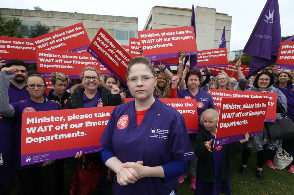Thumbnail for Nurses withdraw threat to elective surgery
