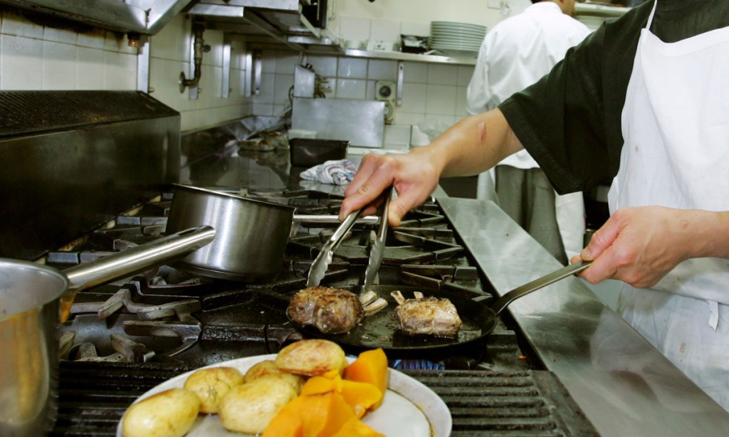 Thumbnail for Call to scrap ‘eastern states-equivalent’ minimum wage for migrants to SA