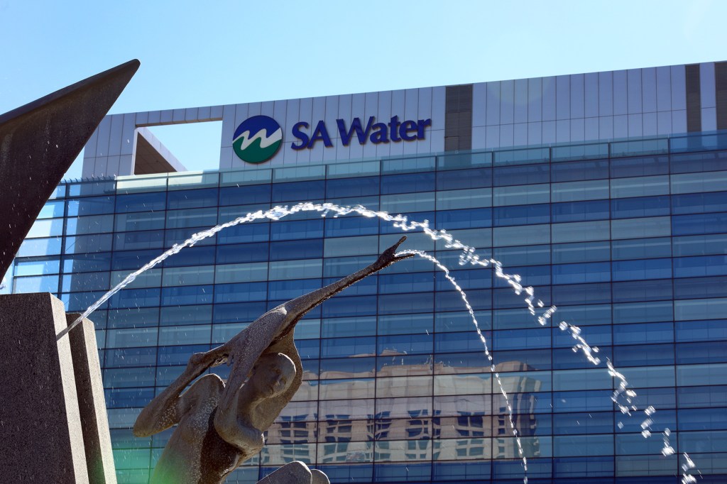 Thumbnail for Hot dry climate leads SA Water to double CO2 emissions