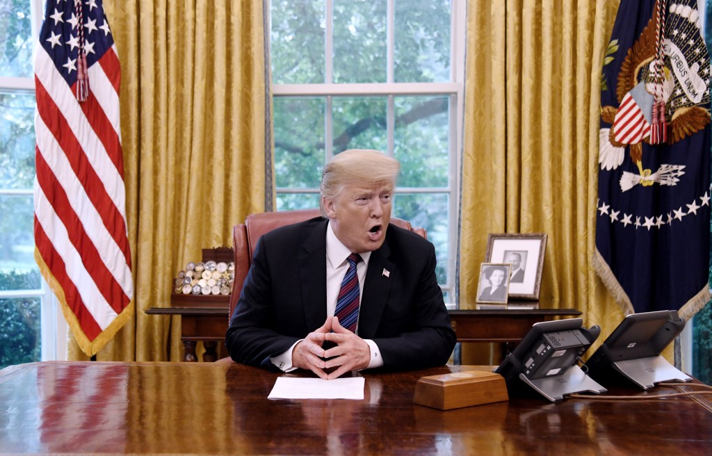 Thumbnail for Trump meets Twitter chief after bias spray