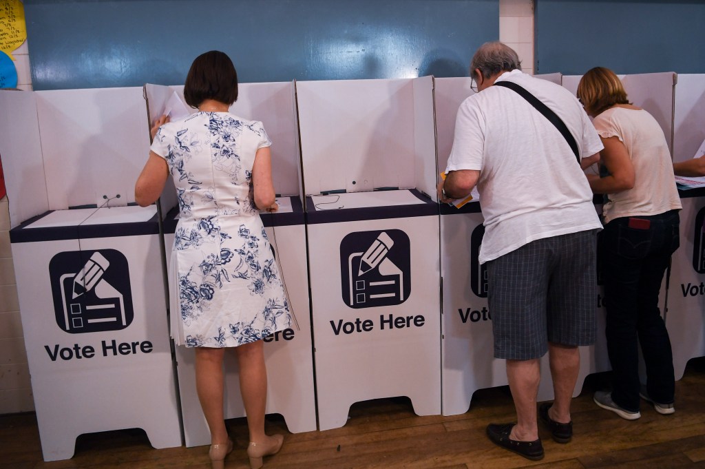 Thumbnail for Coalition losing city votes but winning in regions
