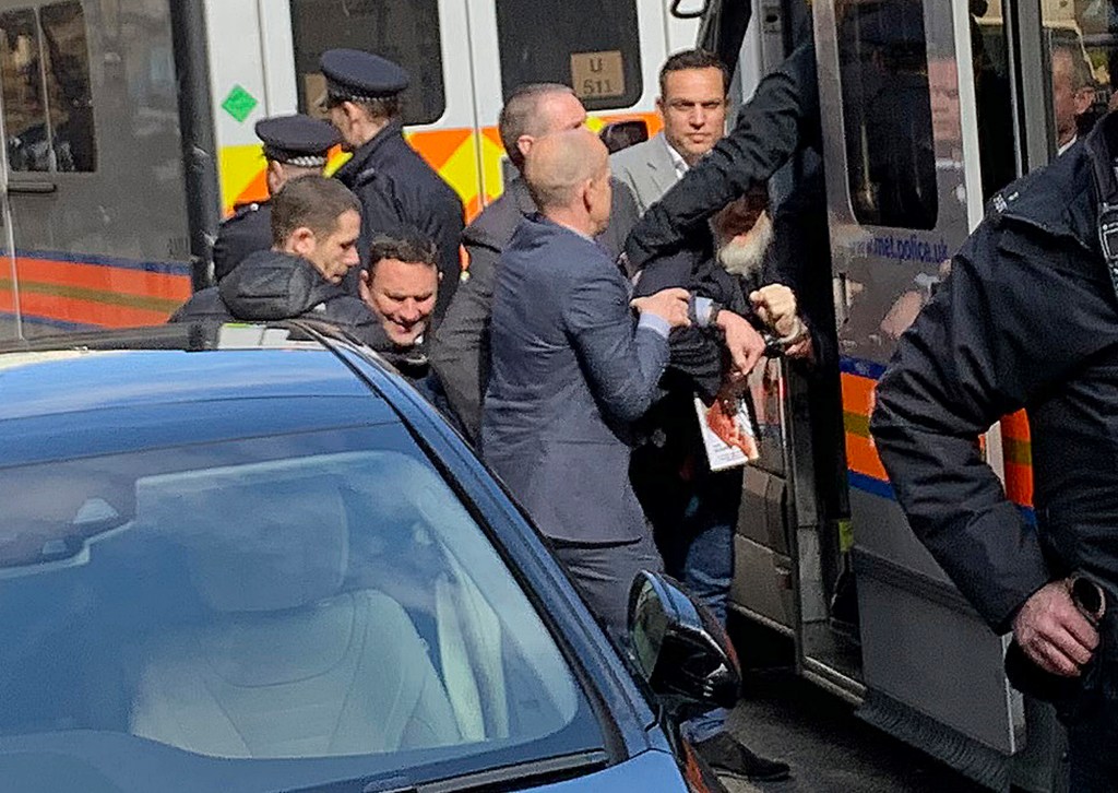 Thumbnail for Assange tried to set up spy centre in embassy: Ecuador PM