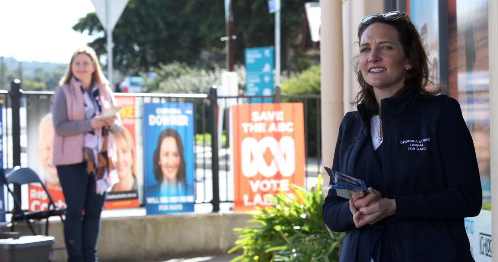 Thumbnail for Sharkie office in touch with volunteer after Downer stalking charge