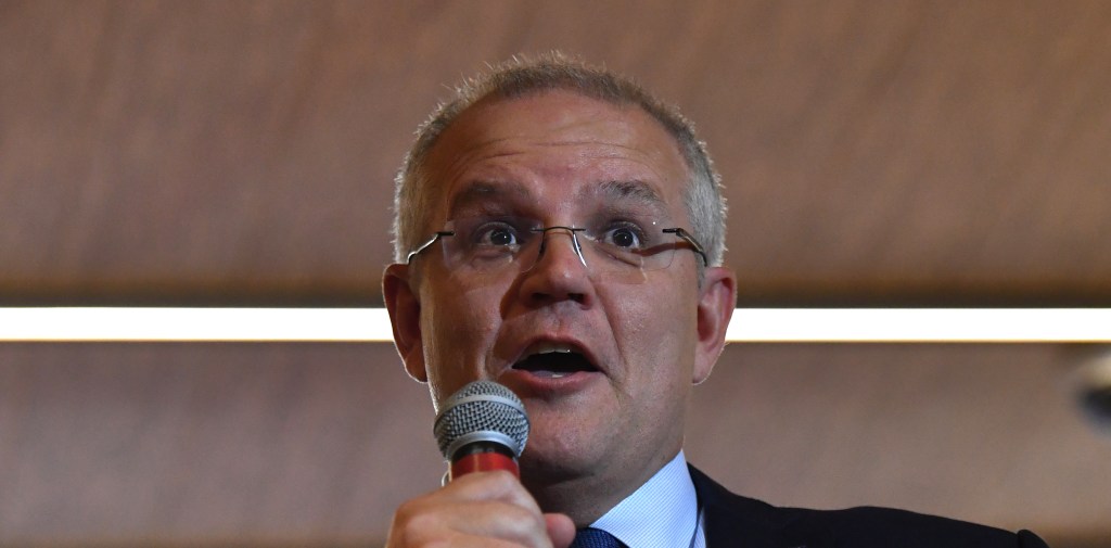 Thumbnail for Polls tighten but Labor still ahead