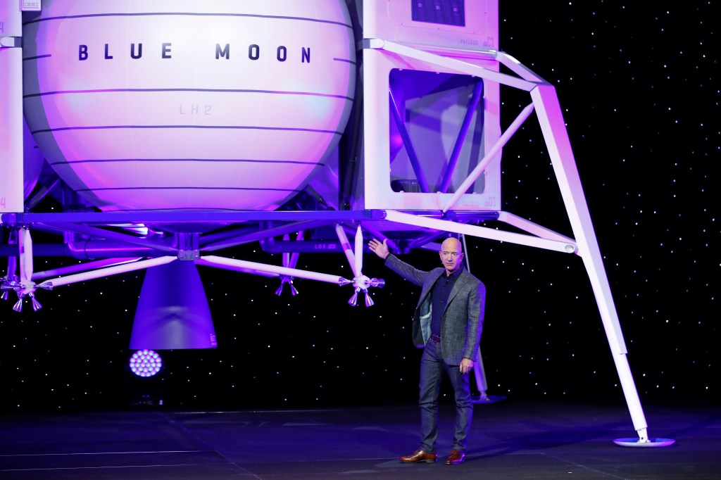 Thumbnail for Amazon’s Bezos eyes moon landings