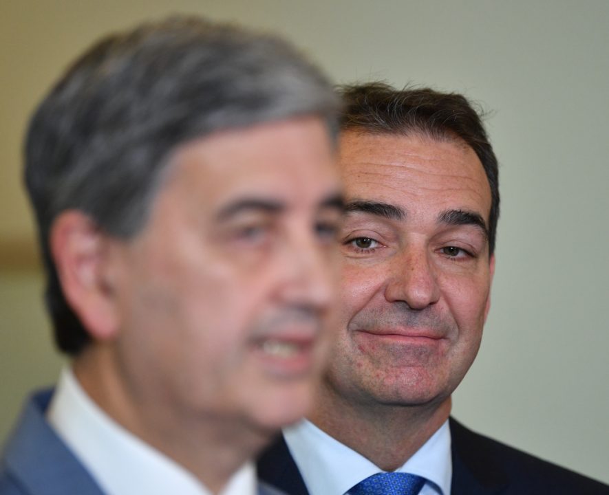 Photo: AAP/David Mariuz