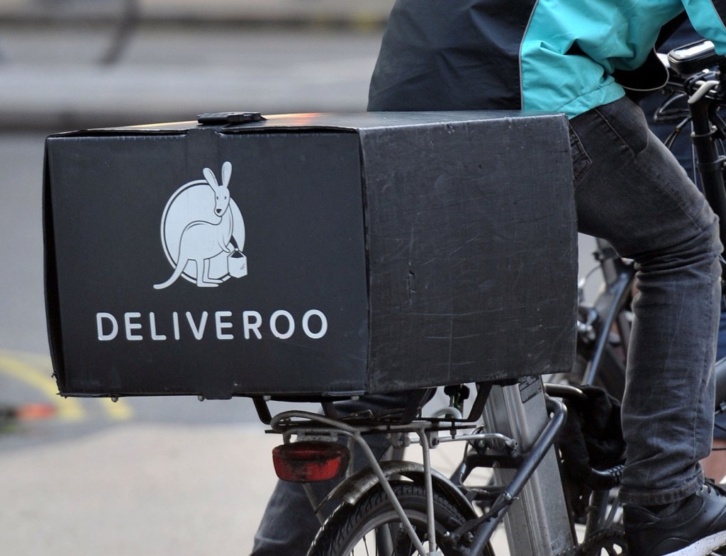 Thumbnail for Transport union backs Deliveroo rider in “wage theft” case