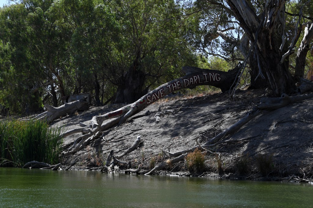 Thumbnail for New “tough cop” plan for Murray-Darling Basin