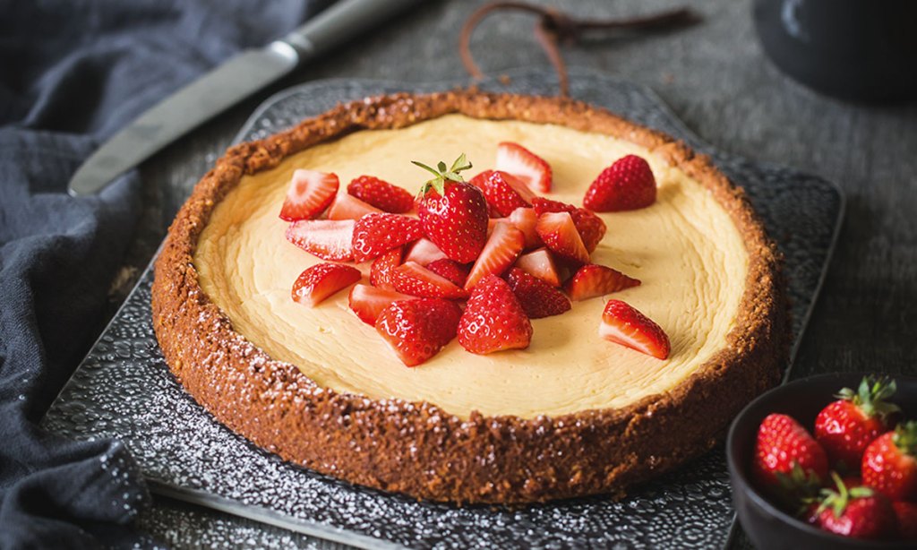 Thumbnail for Maple cheesecake with strawberries